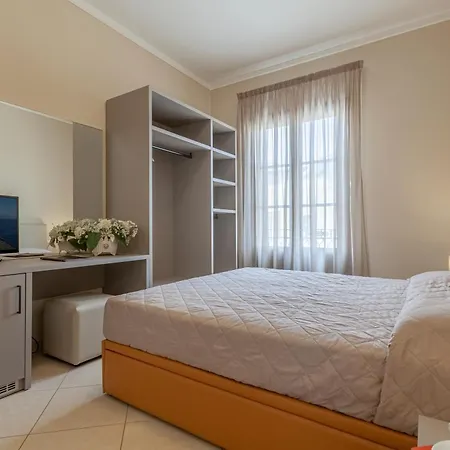 Ghibli Hotell 3*